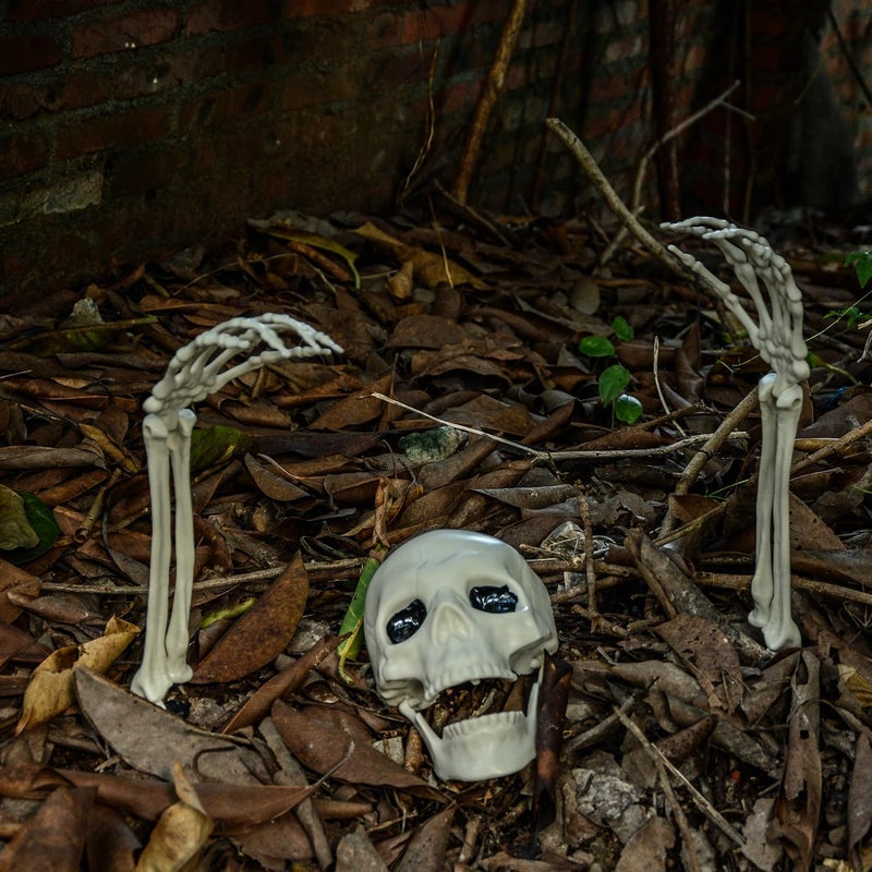 AOFOX Halloween Realistic Skeleton Stakes Zombie Ghost Arm Stake Severed Plastic Skeleton Hands Yard Signs for Lawn Stakes Garden Halloween Props Decoration (6 Pcs White) - Image 4